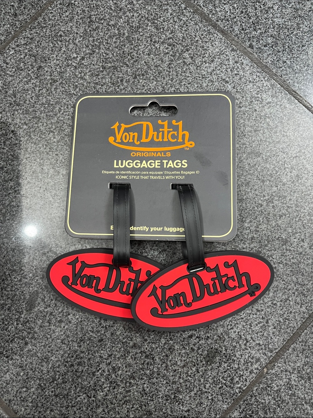 Von Dutch Red and Black Oval Luggage Tags (Pair)